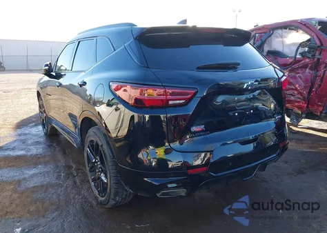 2024 Chevrolet Blazer Fwd Rs z USA, uszkodzony, nr VIN 3GNKBERS1RS266841